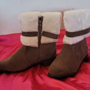 Brown furry ankle boots